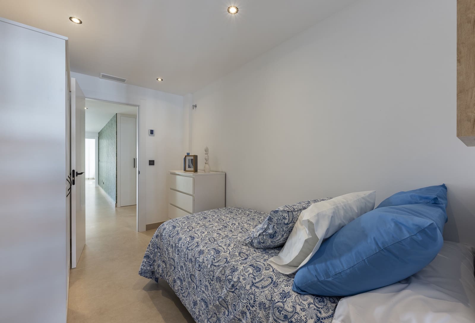 3 bedroom Apartment for sale in Marbella with pool garage - € 785,000 (Ref: 9722564)