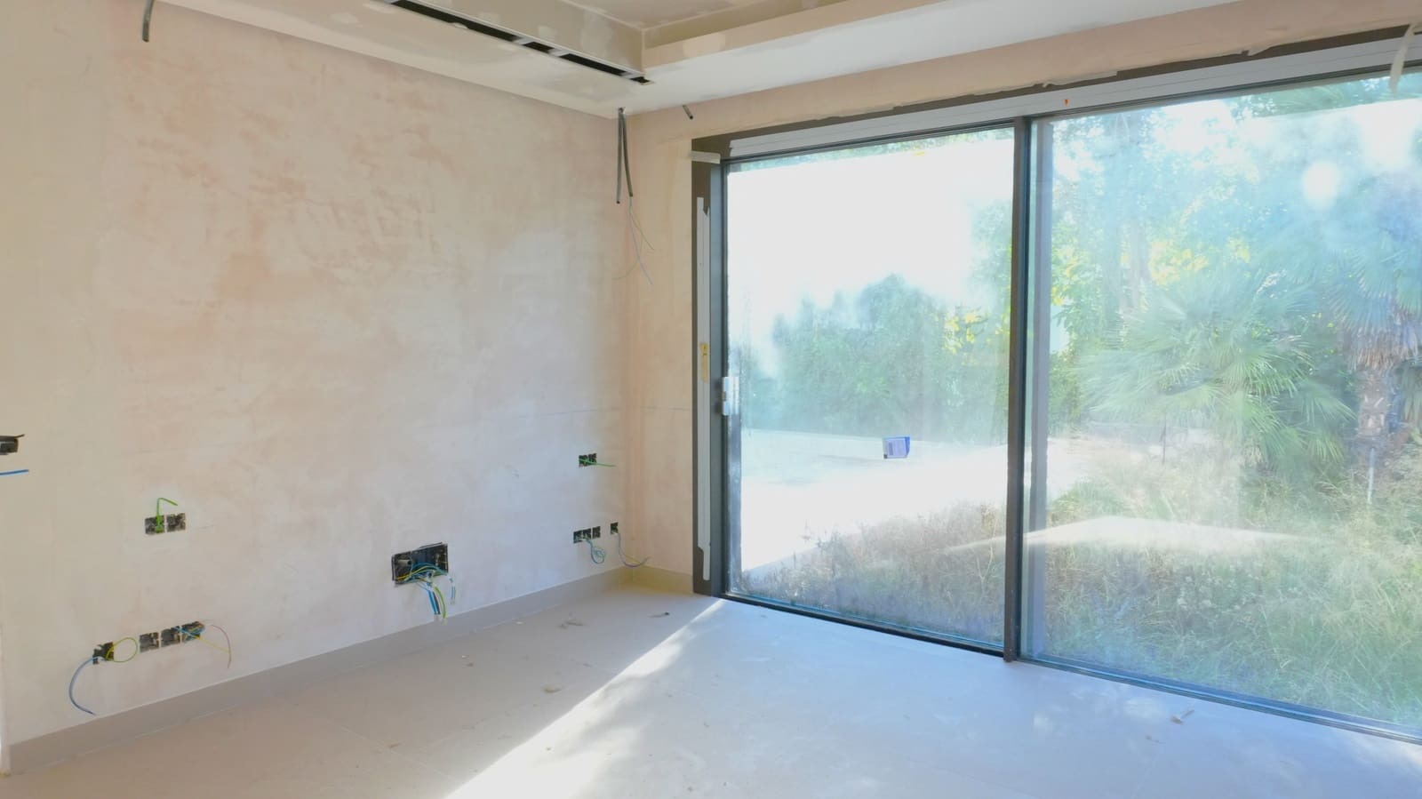 4 bedroom Villa for sale in Guadalmina with pool garage - € 4,800,000 (Ref: 9722567)