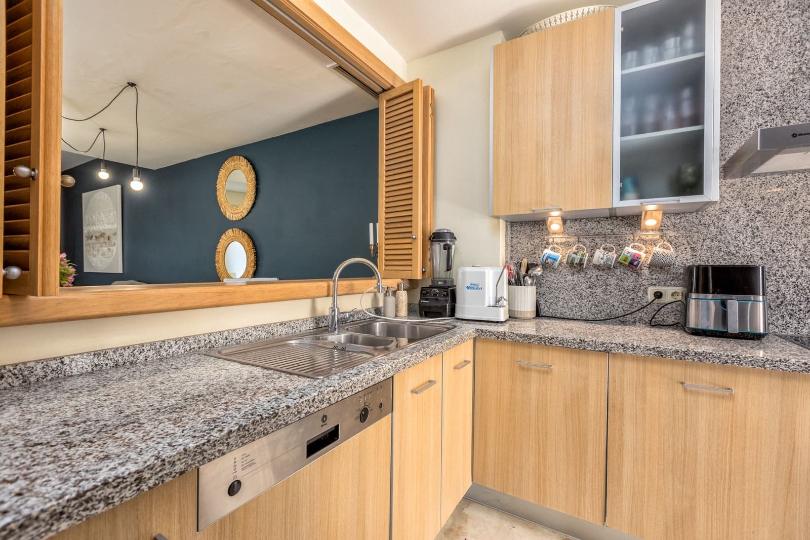 3 bedroom Townhouse for sale in Mijas Costa with pool garage - € 530,000 (Ref: 9722569)