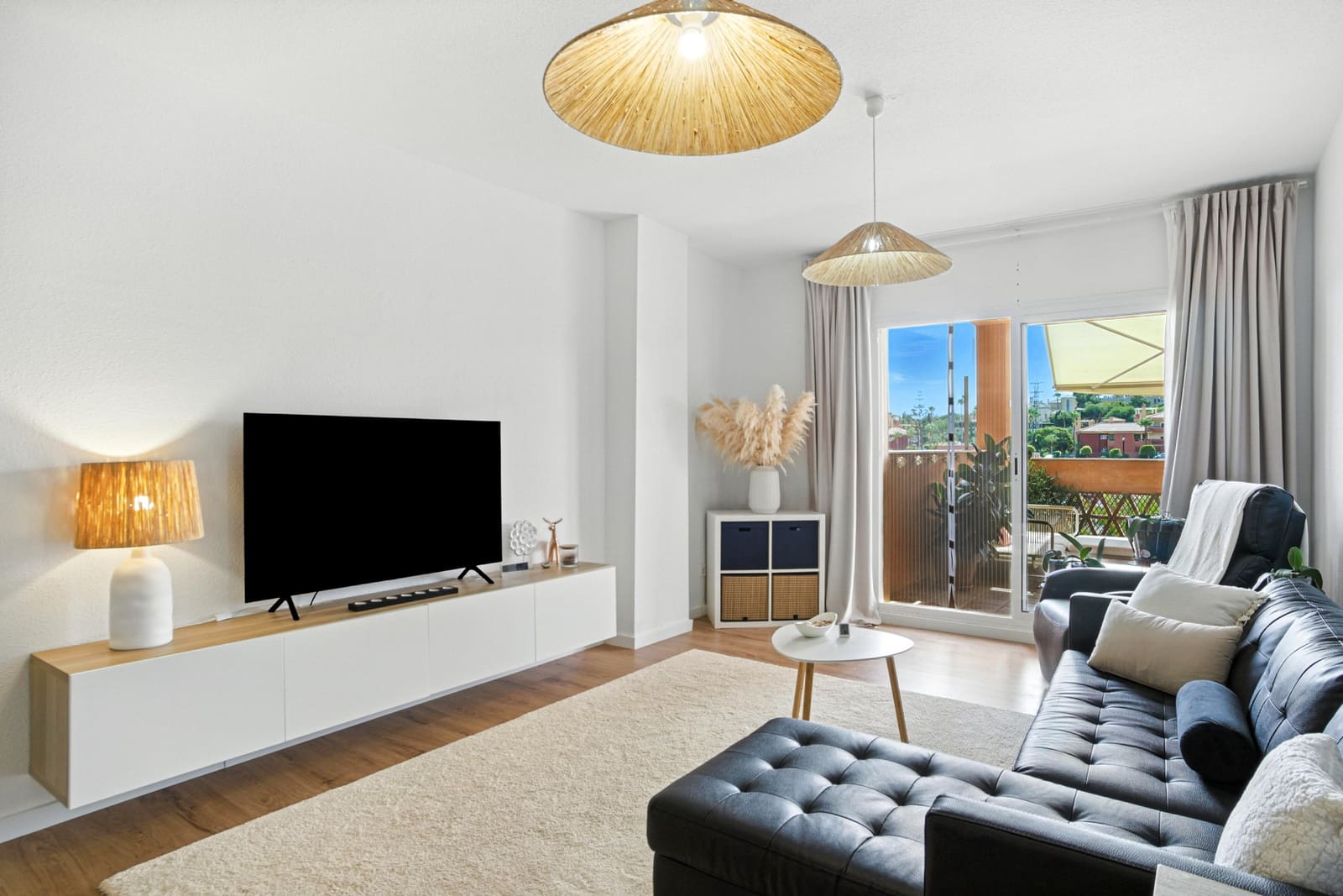 2 sypialnia Apartament na sprzedaż w Marbella z basenem garażem - 359 000 € (Ref: 9722570)
