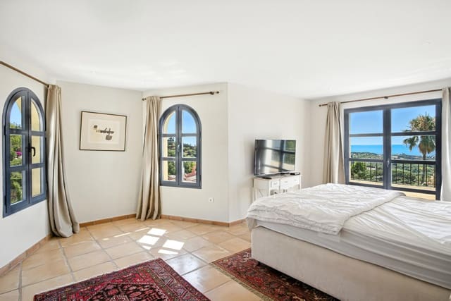 7 chambre Villa/Maison à vendre à Altos de Estepona, Estepona avec piscine garage - 2 250 000 € (Ref: 9722571)