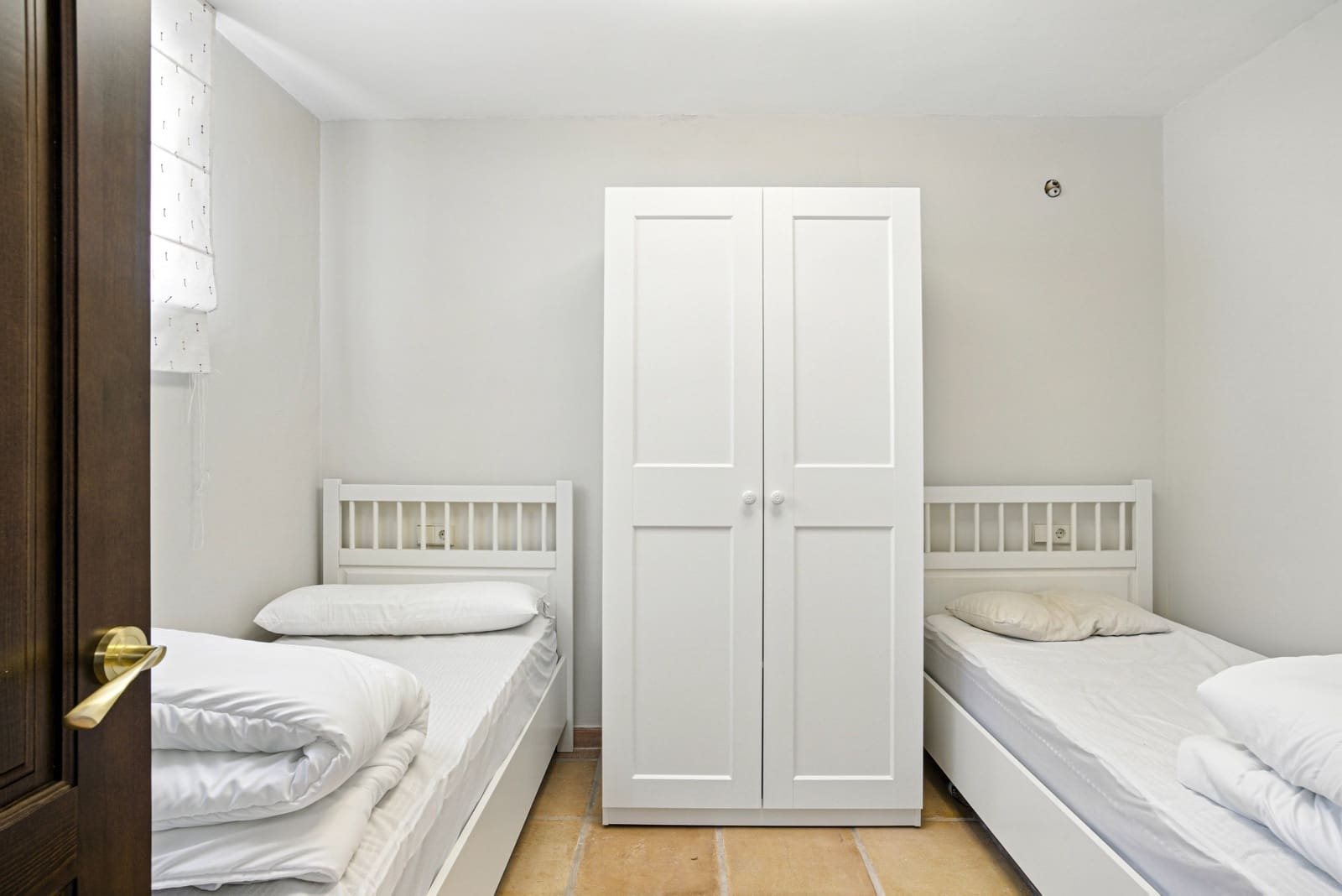 7 bedroom Villa for sale in Estepona with pool garage - € 2,250,000 (Ref: 9722571)