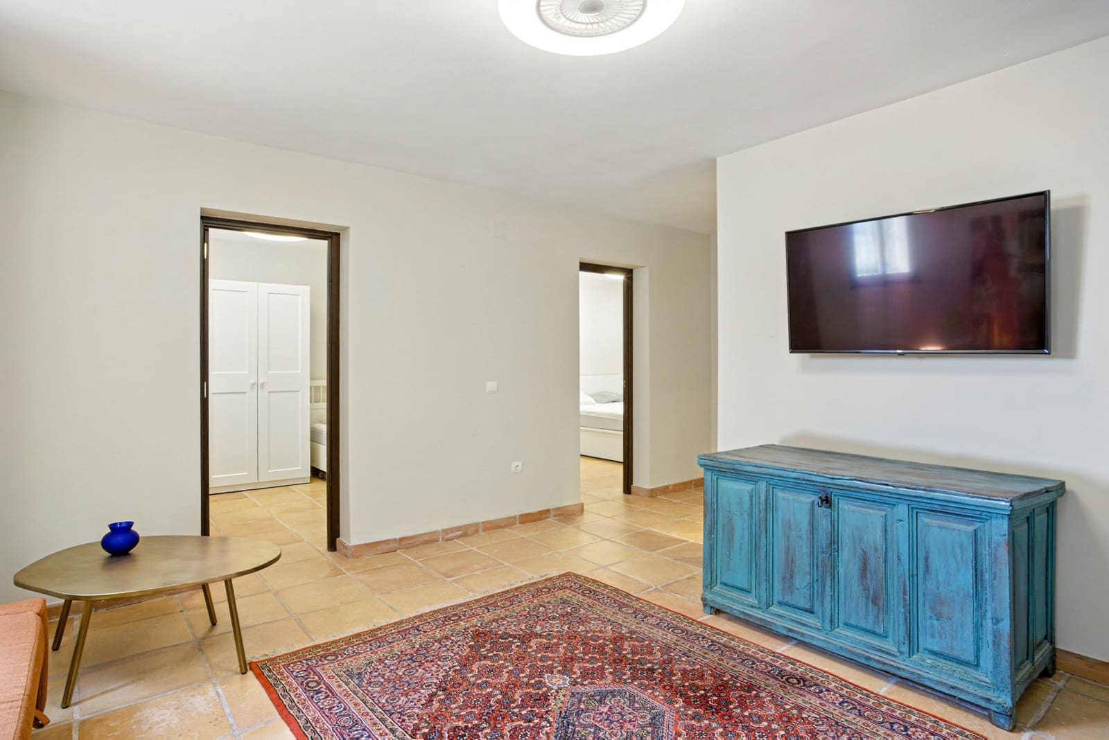 7 bedroom Villa for sale in Estepona with pool garage - € 2,250,000 (Ref: 9722571)