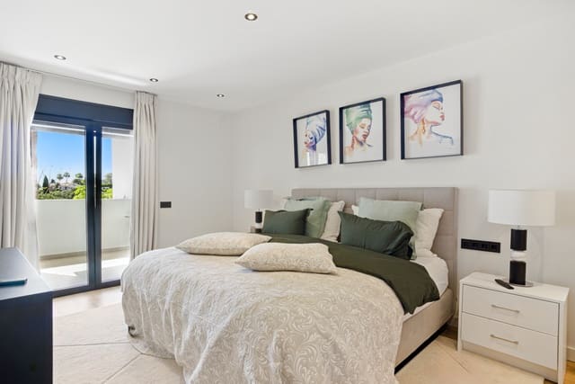 Chalet de 5 habitaciones en Marbella en venta con piscina garaje - 2.590.000 € (Ref: 9722573)