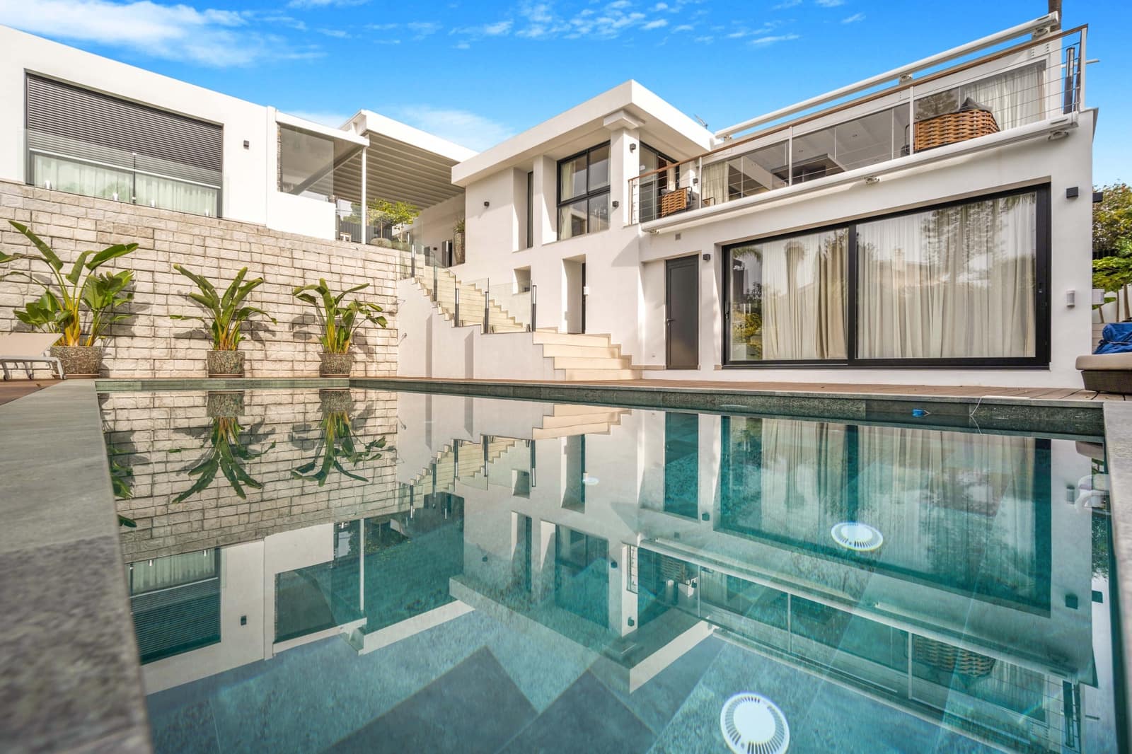 5 soveværelse Villa til salg i Marbella med swimmingpool garage - € 2.590.000 (Ref: 9722573)