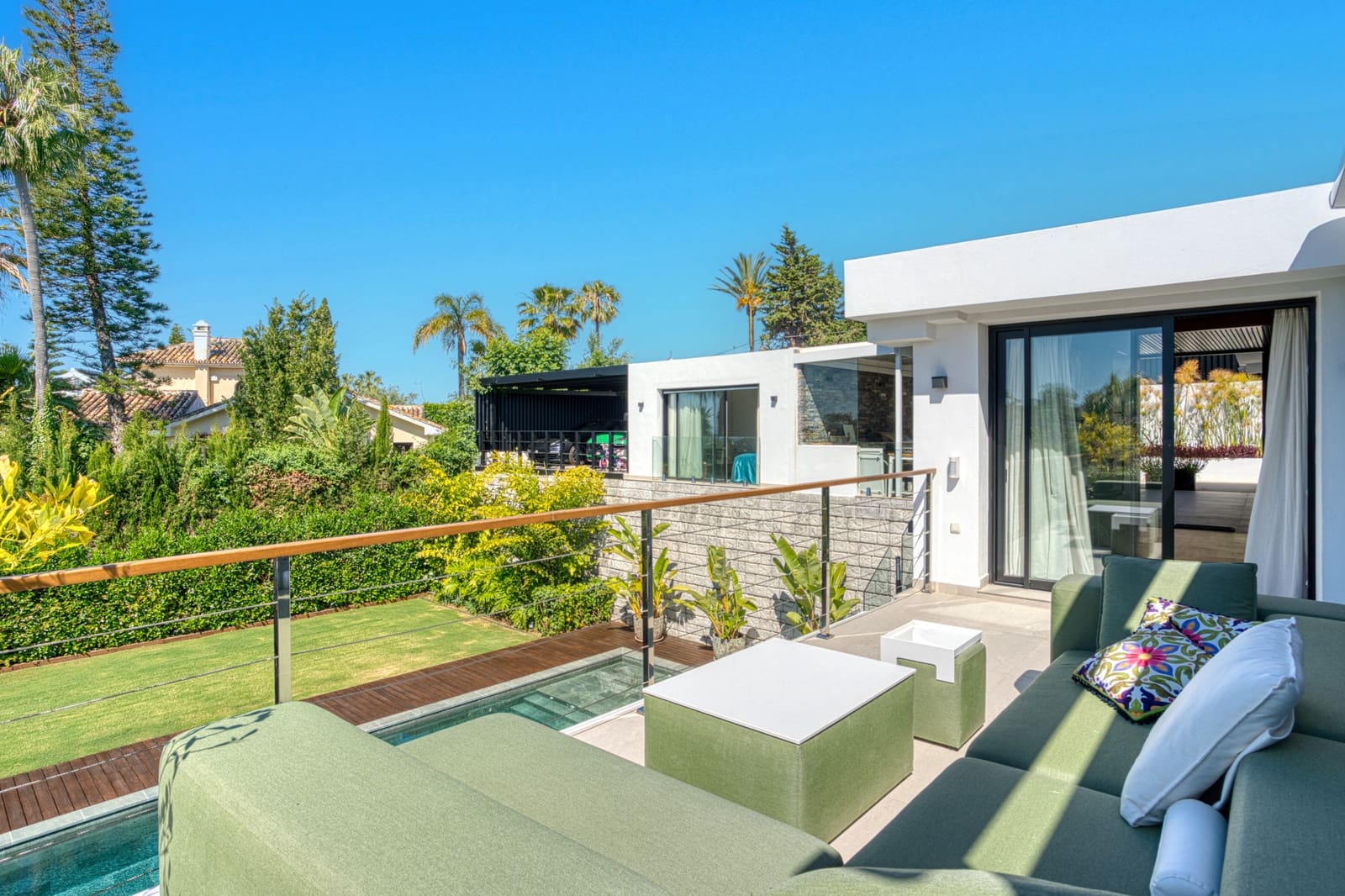 5 soveværelse Villa til salg i Marbella med swimmingpool garage - € 2.590.000 (Ref: 9722573)