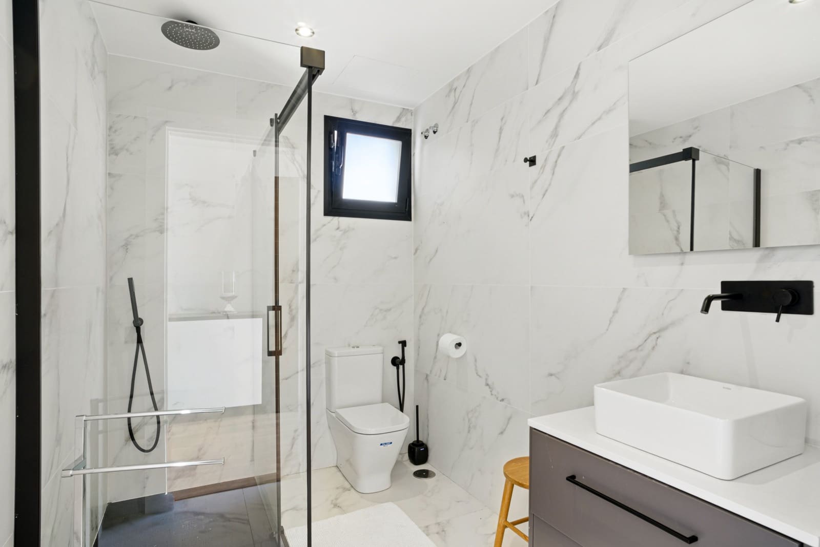 5 soveværelse Villa til salg i Marbella med swimmingpool garage - € 2.590.000 (Ref: 9722573)