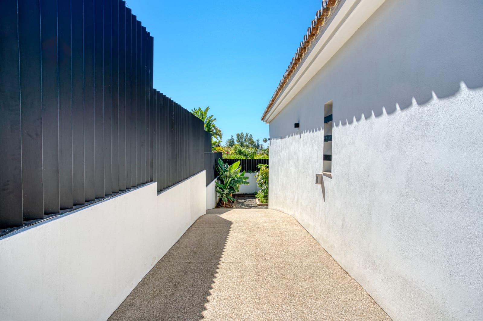 5 soveværelse Villa til salg i Marbella med swimmingpool garage - € 2.590.000 (Ref: 9722573)