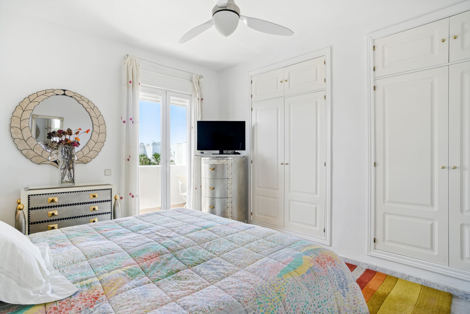 3 sypialnia Penthouse na sprzedaż w Marbella z basenem garażem - 1 500 000 € (Ref: 9722574)