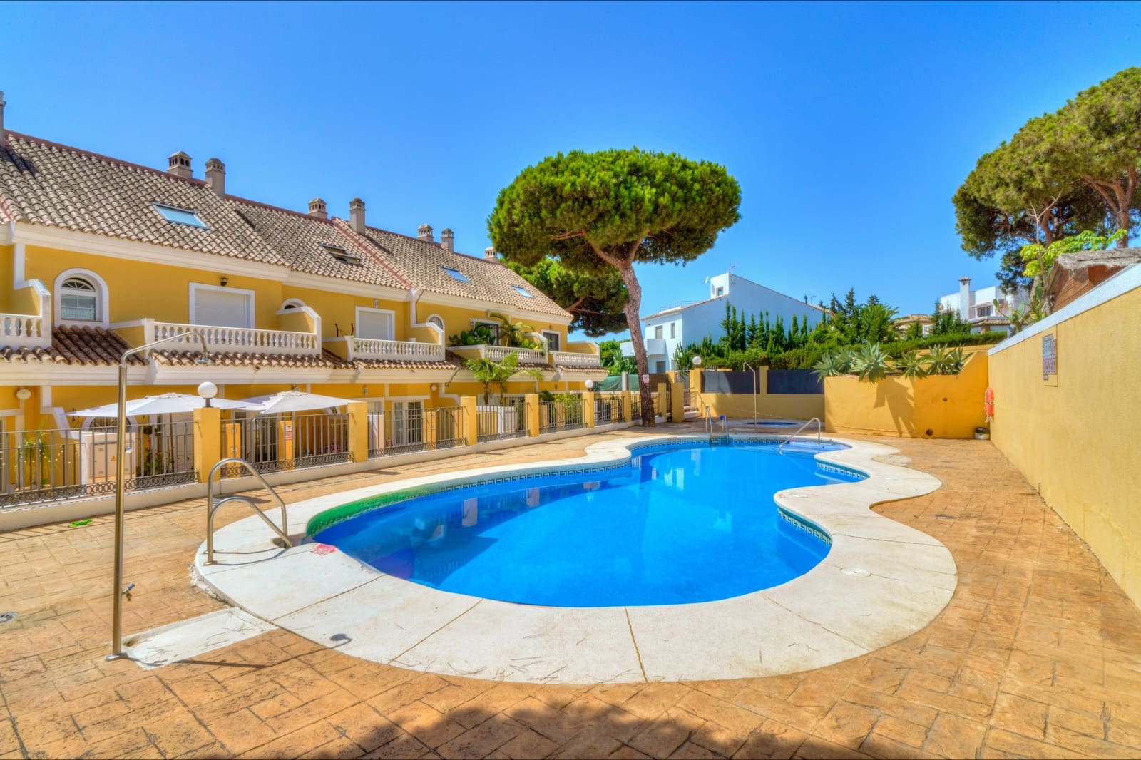 Casa de 4 habitaciones en Sitio de Calahonda en venta con piscina garaje - 620.000 € (Ref: 9722575)