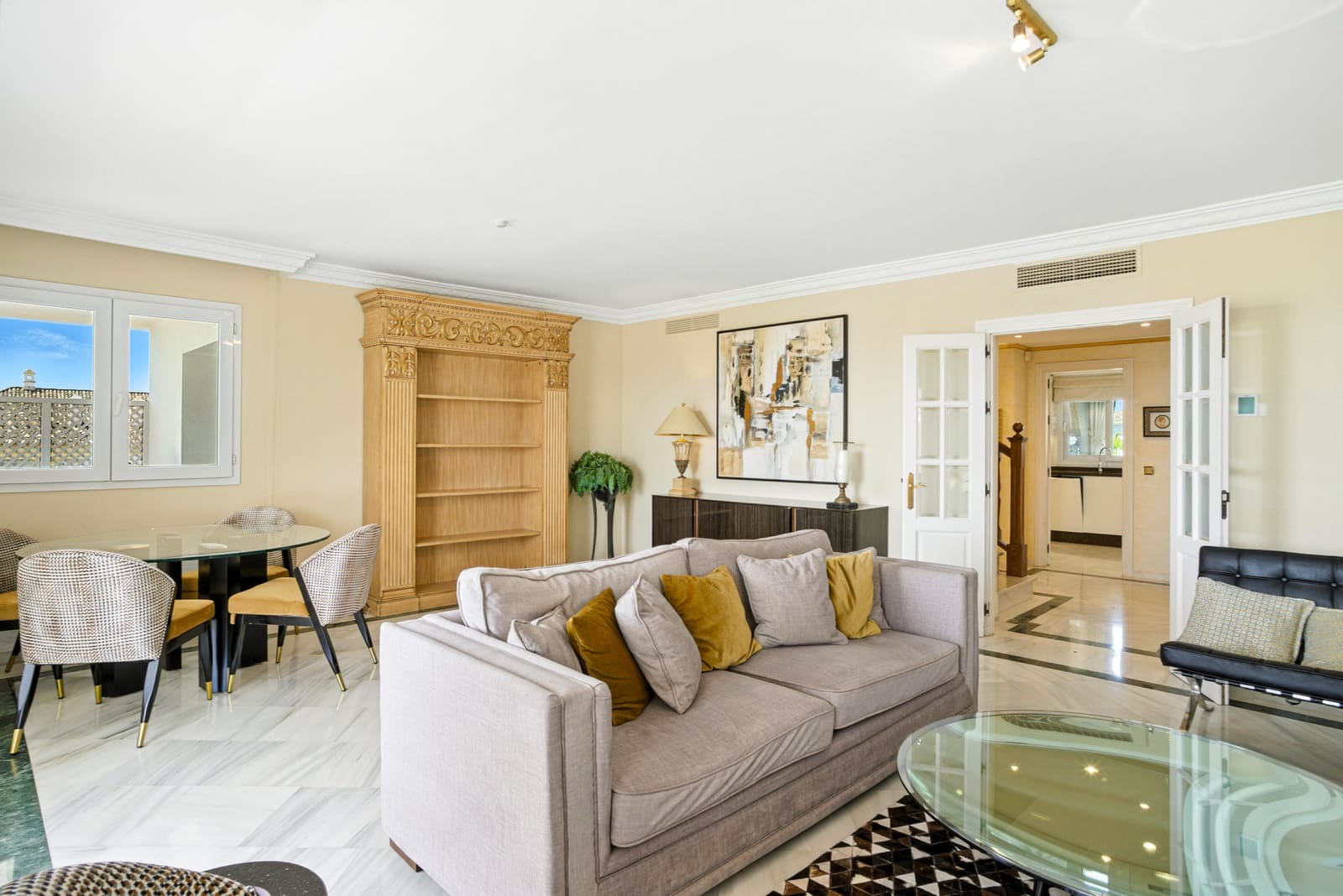 3 quarto Penthouse para venda em Marbella com piscina garagem - 1 975 000 € (Ref: 9722576)