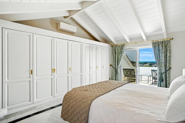 3 camera da letto Attico in vendita in Marbella con piscina garage - 1.975.000 € (Rif: 9722576)