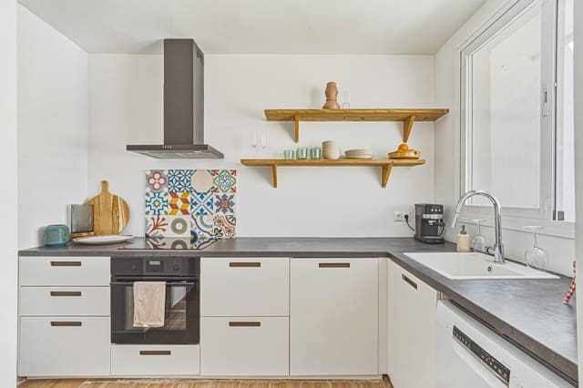 3 soveværelse Byhus til salg i Marbella med swimmingpool - € 549.000 (Ref: 9730637)