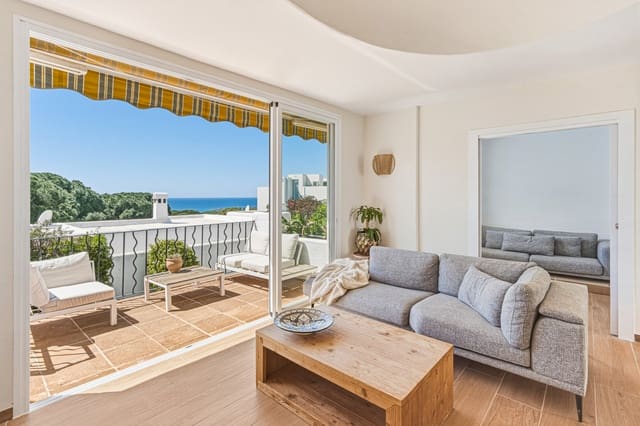 3 soveværelse Byhus til salg i Marbella med swimmingpool - € 549.000 (Ref: 9730637)