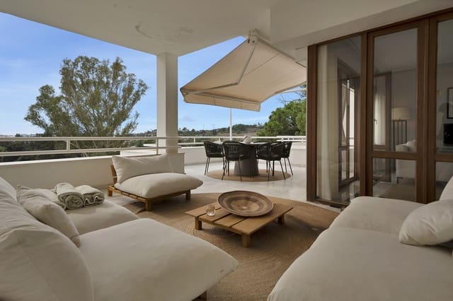 2 sypialnia Apartament na sprzedaż w Marbella z basenem garażem - 890 000 € (Ref: 9730640)