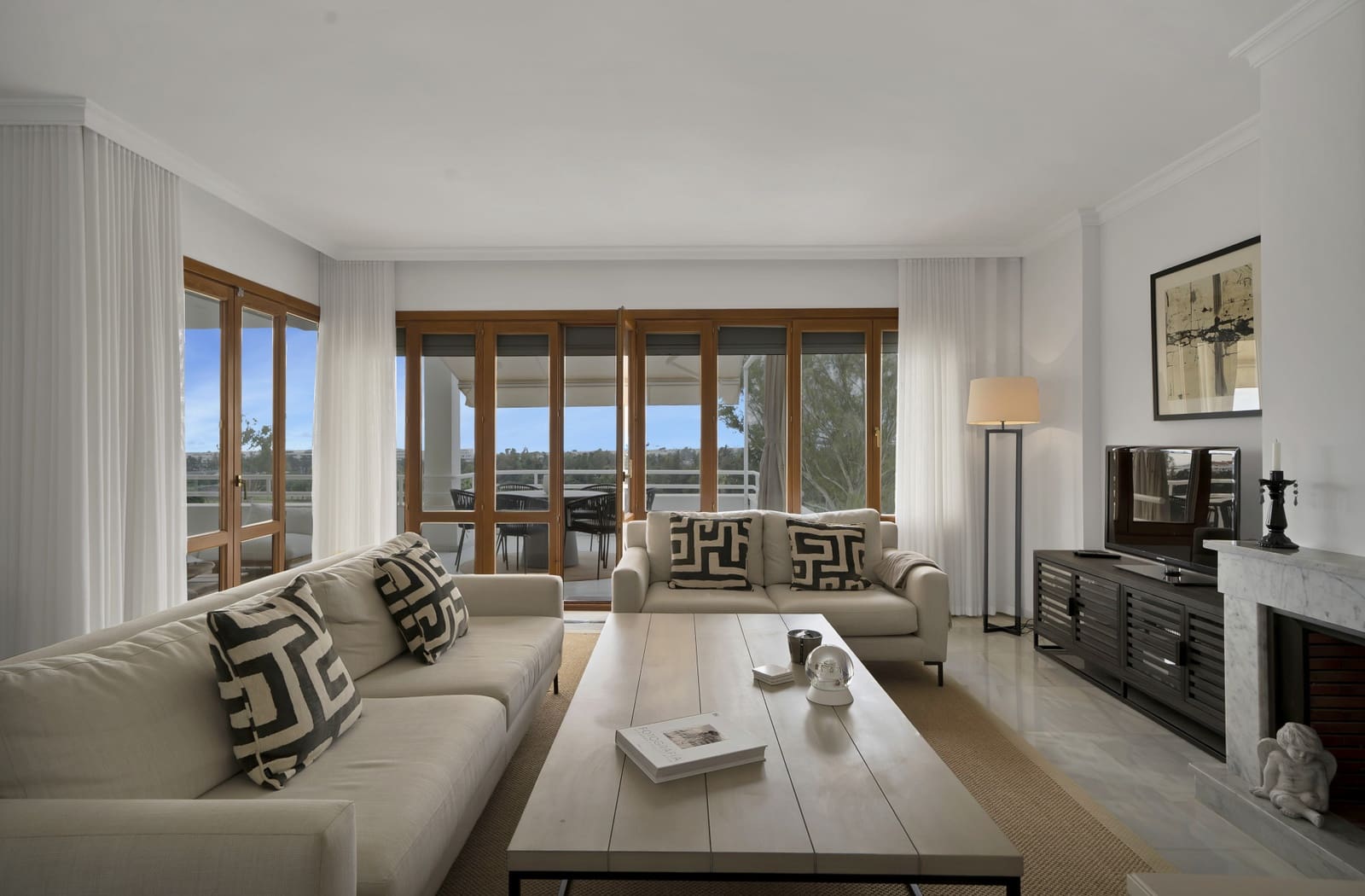2 sovrum Lägenhet till salu i Marbella med pool garage - 890 000 € (Ref: 9730640)