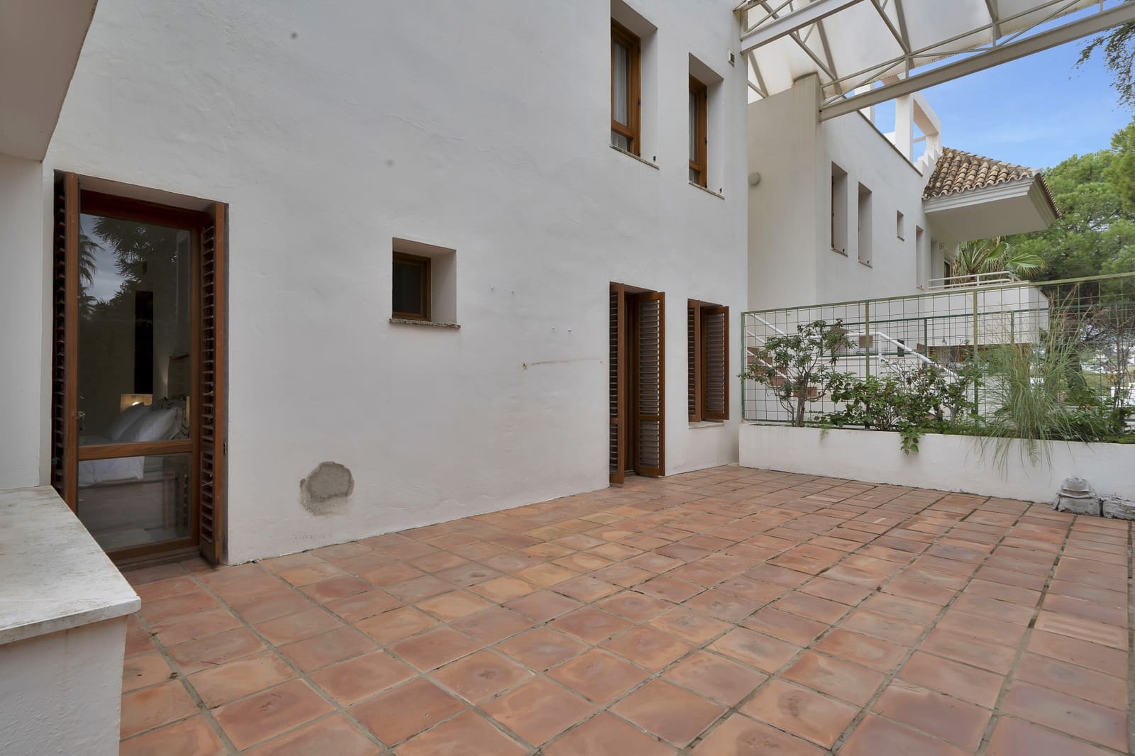 2 sovrum Lägenhet till salu i Marbella med pool garage - 890 000 € (Ref: 9730640)