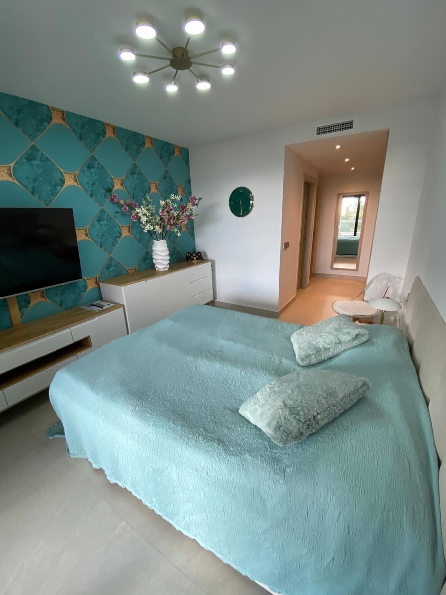 3 bedroom Apartment for sale in Benahavis with pool garage - € 855,000 (Ref: 9730641)