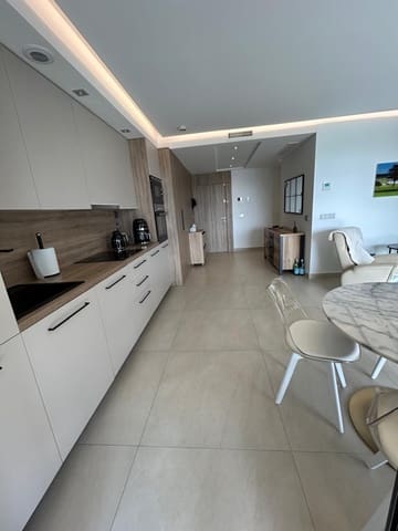 Apartamento de 3 habitaciones en Benahavís en venta con piscina garaje - 855.000 € (Ref: 9730641)