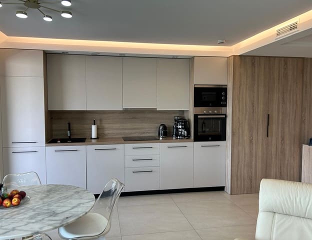 Apartamento de 3 habitaciones en Benahavís en venta con piscina garaje - 855.000 € (Ref: 9730641)
