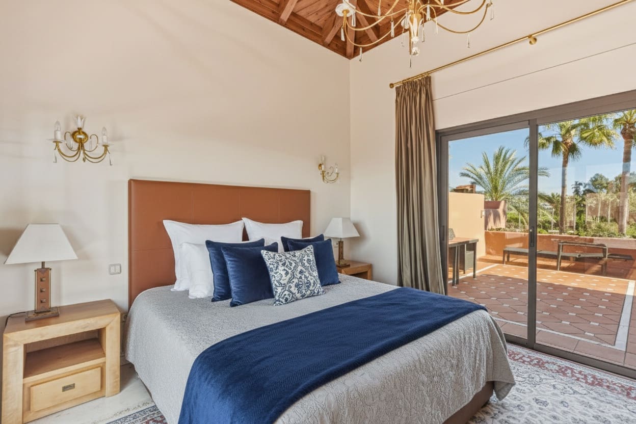 3 soveværelse Penthouse til salg i Estepona med swimmingpool garage - € 1.750.000 (Ref: 9730643)