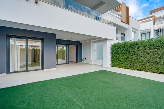 2 slaapkamer Appartement te koop in Cancelada, Estepona met zwembad garage - € 545.000 (Ref: 9730647)