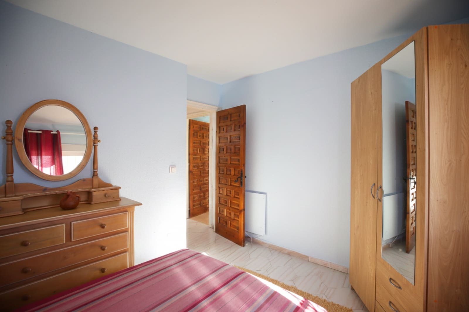 4 soveværelse Semi-Rækkehus til salg i Calahonda med swimmingpool garage - € 459.000 (Ref: 9730648)