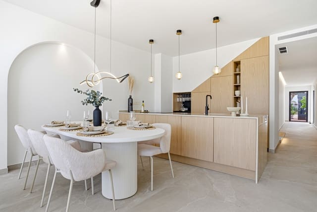 4 sypialnia Dom na sprzedaż w Marbella z basenem garażem - 1 499 000 € (Ref: 9730652)