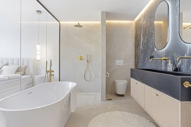 4 sypialnia Dom na sprzedaż w Marbella z basenem garażem - 1 499 000 € (Ref: 9730652)