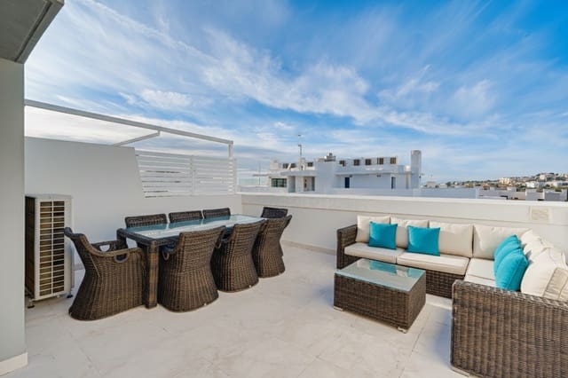 4 soveværelse Byhus til salg i La Cala de Mijas, Mijas med swimmingpool garage - € 1.195.000 (Ref: 9730654)