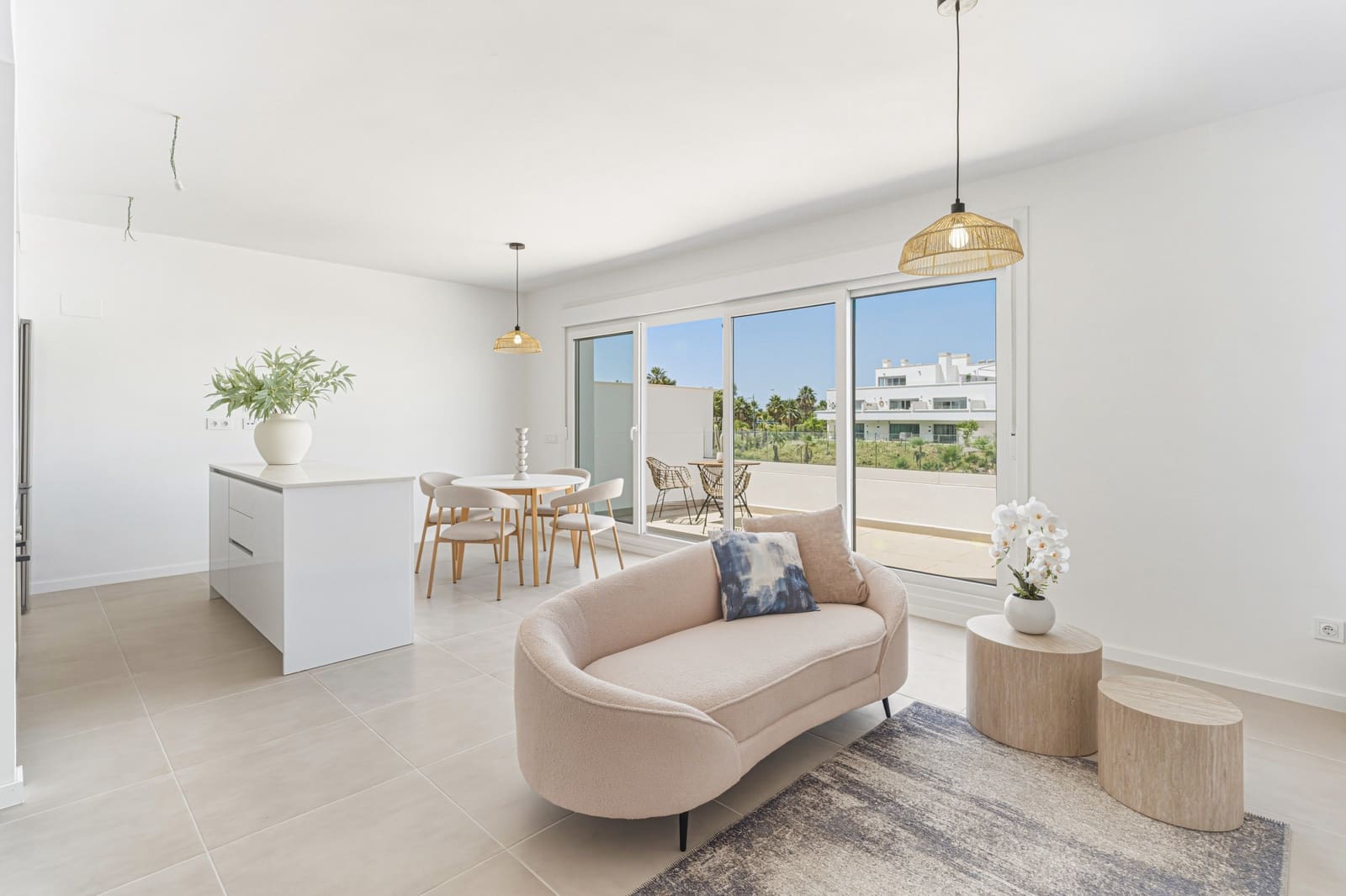 2 soveværelse Lejlighed til salg i Estepona med swimmingpool garage - € 439.000 (Ref: 9730655)