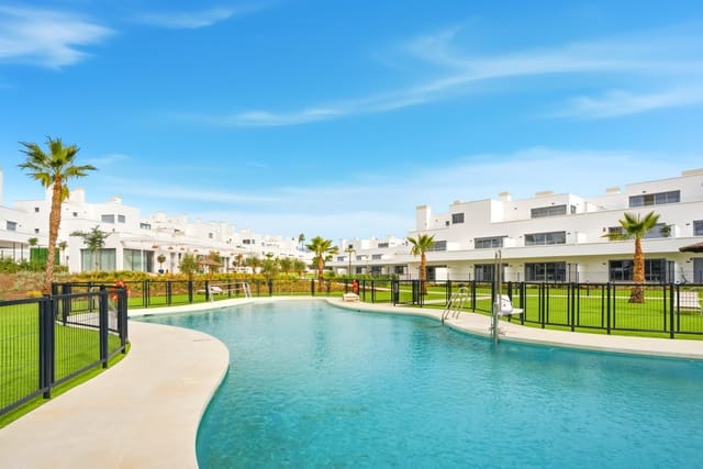 2 soveværelse Lejlighed til salg i Estepona med swimmingpool garage - € 439.000 (Ref: 9730655)