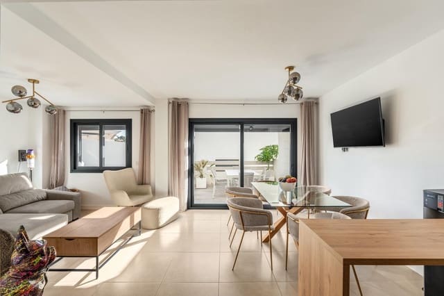 3 soverom Hus til salgs i Estepona med svømmebasseng garasje - € 599 000 (Ref: 9730657)
