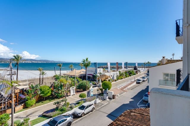 2 soveværelse Lejlighed til salg i Puerto Banus, Marbella - € 635.000 (Ref: 9730658)