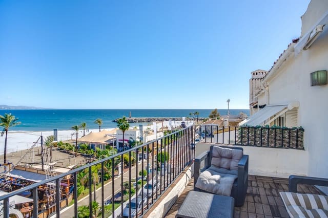 1 soverom Penthouse til salgs i Puerto Banus, Marbella - € 699 000 (Ref: 9730659)