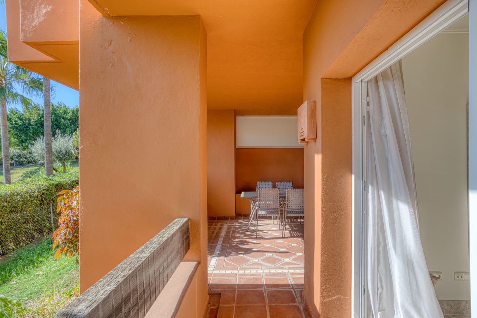 2 sypialnia Apartament na sprzedaż w Marbella z basenem garażem - 565 000 € (Ref: 9730662)