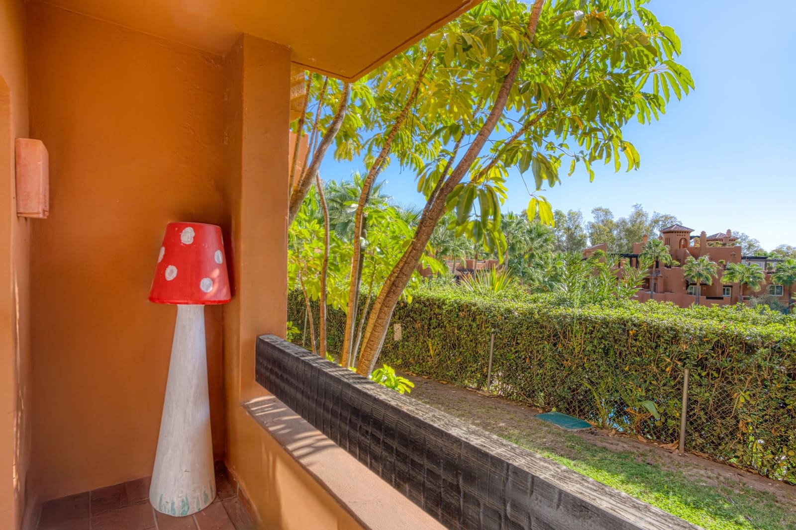 2 sypialnia Apartament na sprzedaż w Marbella z basenem garażem - 565 000 € (Ref: 9730662)