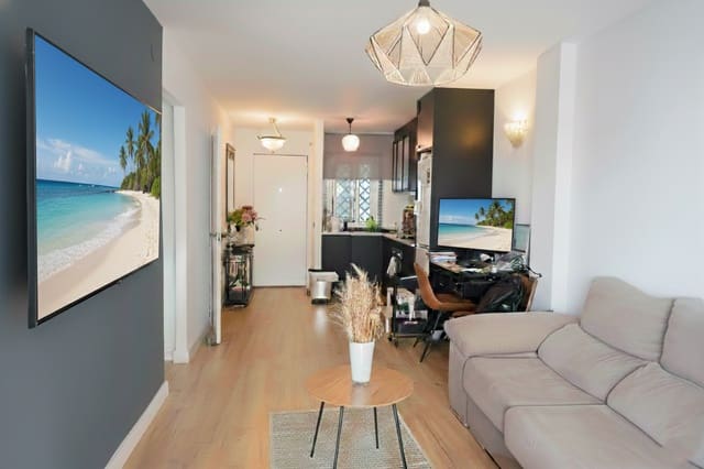 2 bedroom Apartment for sale in Marbella with pool - € 329,000 (Ref: 9730663)