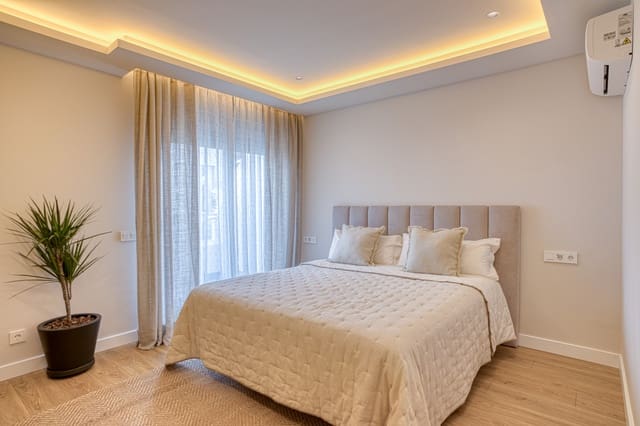 2 chambre Penthouse à vendre à Mijas Costa, Mijas avec piscine garage - 950 000 € (Ref: 9730664)