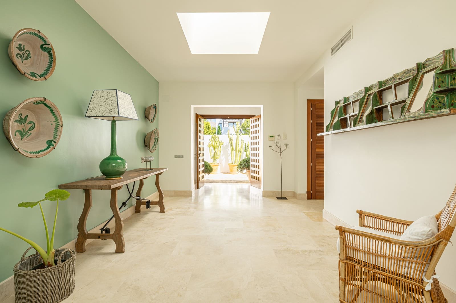 4 bedroom Villa for sale in Casares with pool garage - € 4,200,000 (Ref: 9730665)