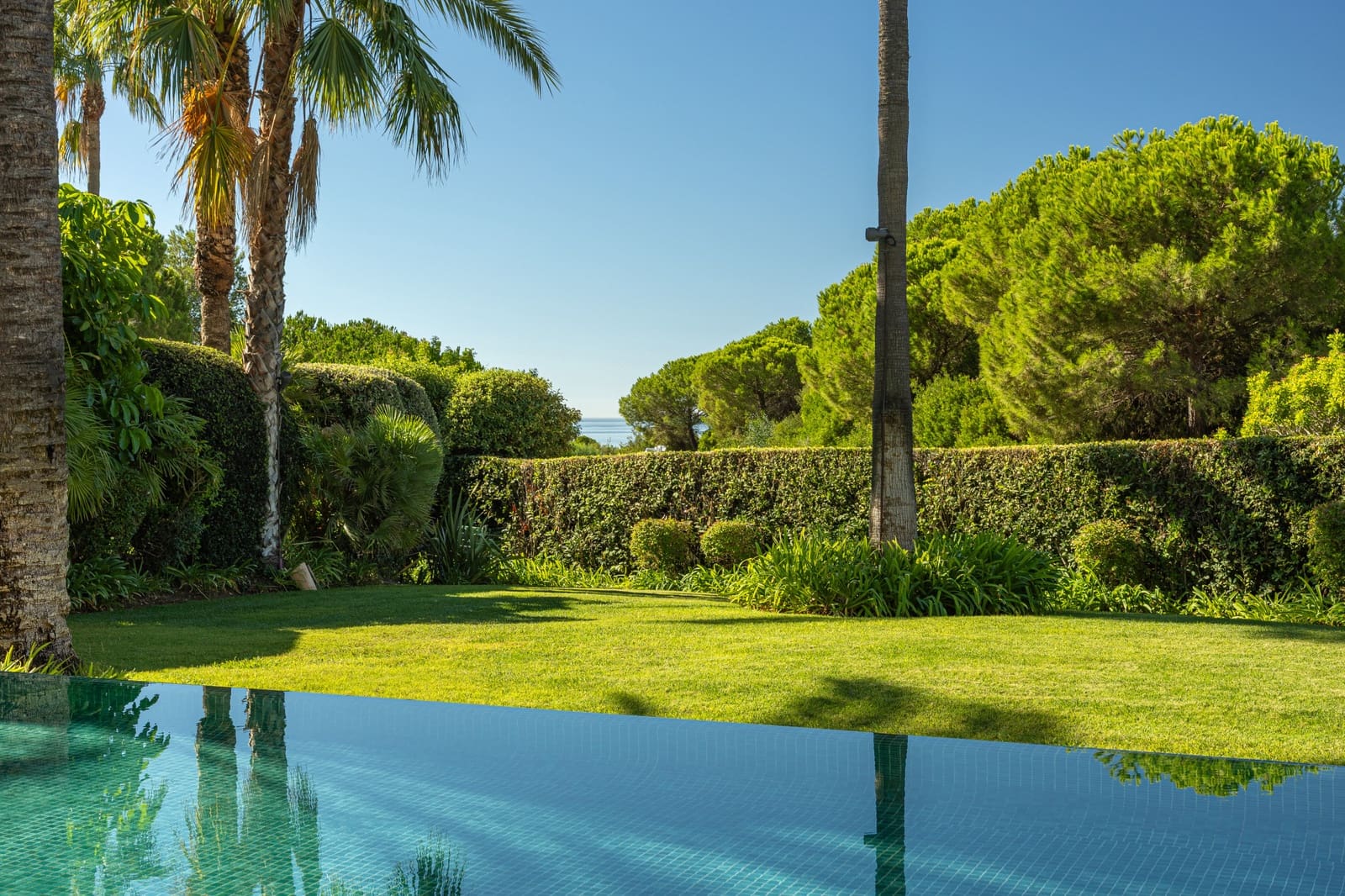 4 bedroom Villa for sale in Casares with pool garage - € 4,200,000 (Ref: 9730665)