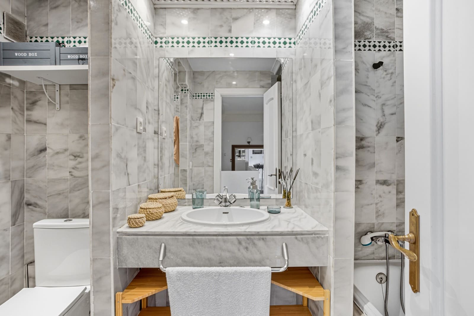 3 bedroom Townhouse for sale in Marbella with pool garage - € 845,000 (Ref: 9730668)