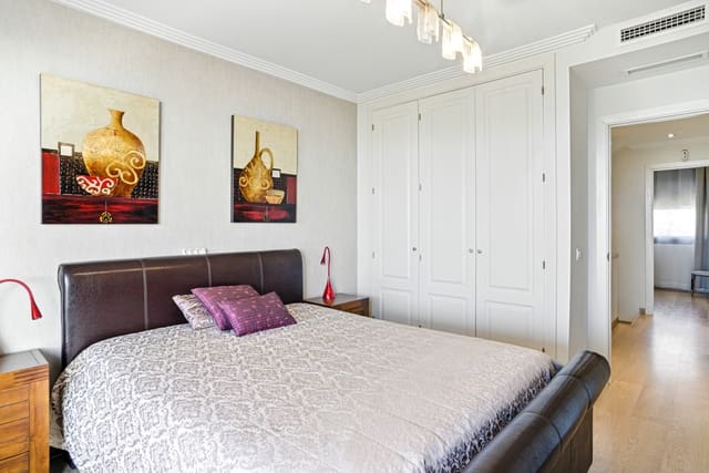 3 slaapkamer Huis te koop in Benahavís met zwembad garage - € 770.000 (Ref: 9730669)