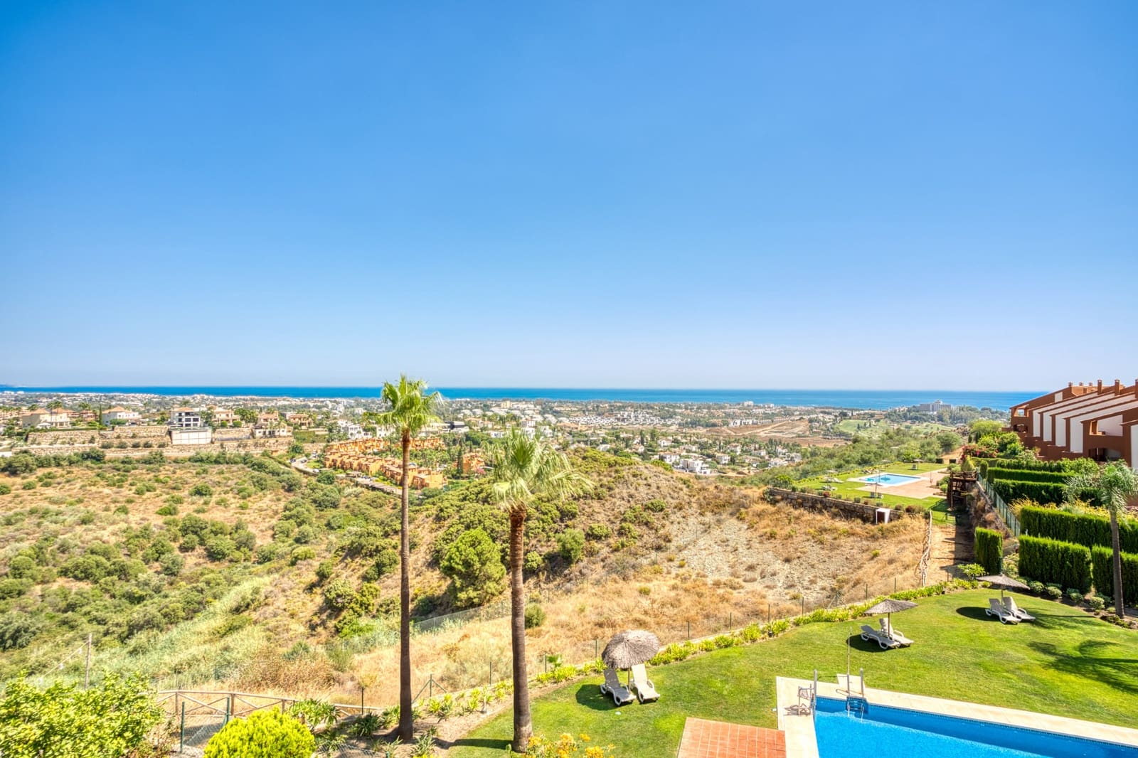 3 slaapkamer Huis te koop in Benahavis met zwembad garage - € 770.000 (Ref: 9730669)