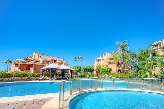 3 soveværelse Lejlighed til salg i Marbella med swimmingpool garage - € 1.100.000 (Ref: 9730671)