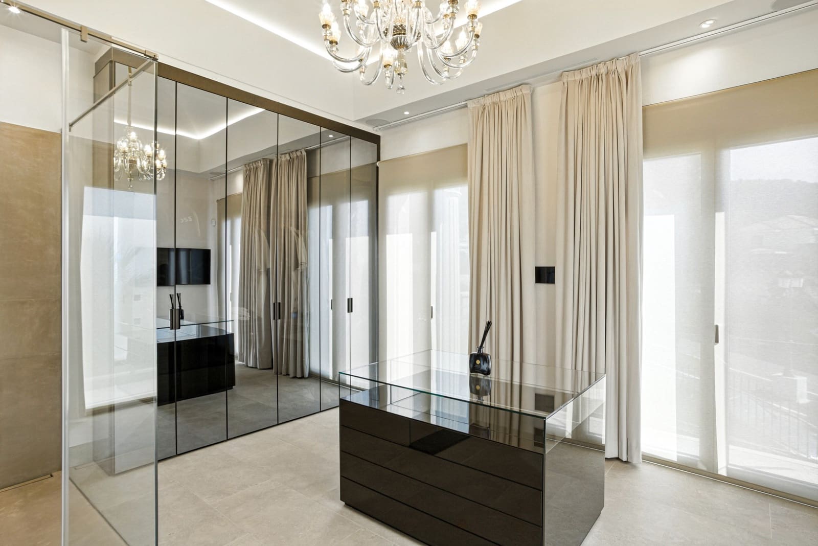 7 Zimmer Villa zu verkaufen in Marbella mit Pool Garage - 20.000.000 € (Ref: 9730672)