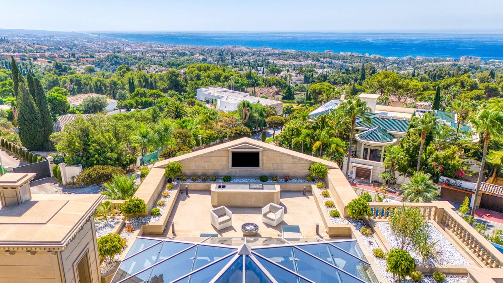 7 Zimmer Villa zu verkaufen in Marbella mit Pool Garage - 20.000.000 € (Ref: 9730672)