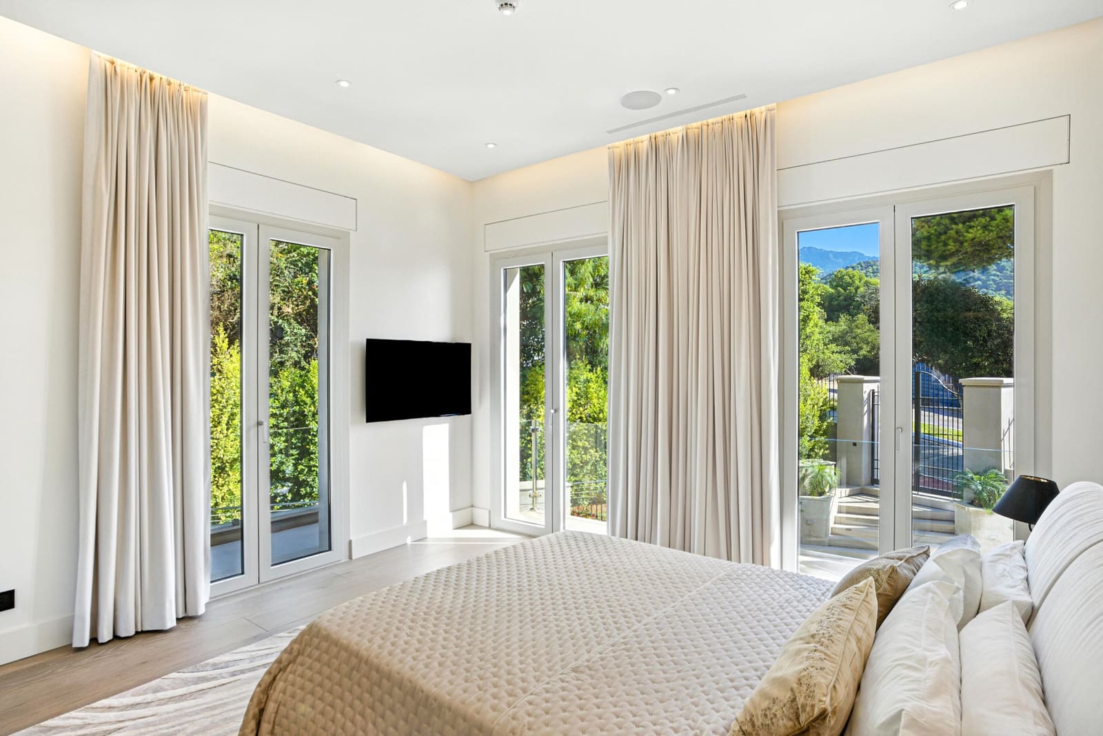 7 Zimmer Villa zu verkaufen in Marbella mit Pool Garage - 20.000.000 € (Ref: 9730672)