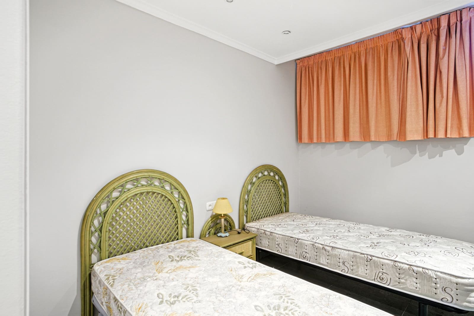 2 Zimmer Apartment zu verkaufen in Marbella mit Pool Garage - 1.100.000 € (Ref: 9730673)