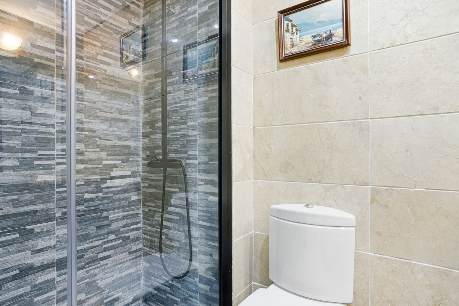 4 bedroom Apartment for sale in Marbella with pool garage - € 995,000 (Ref: 9730674)